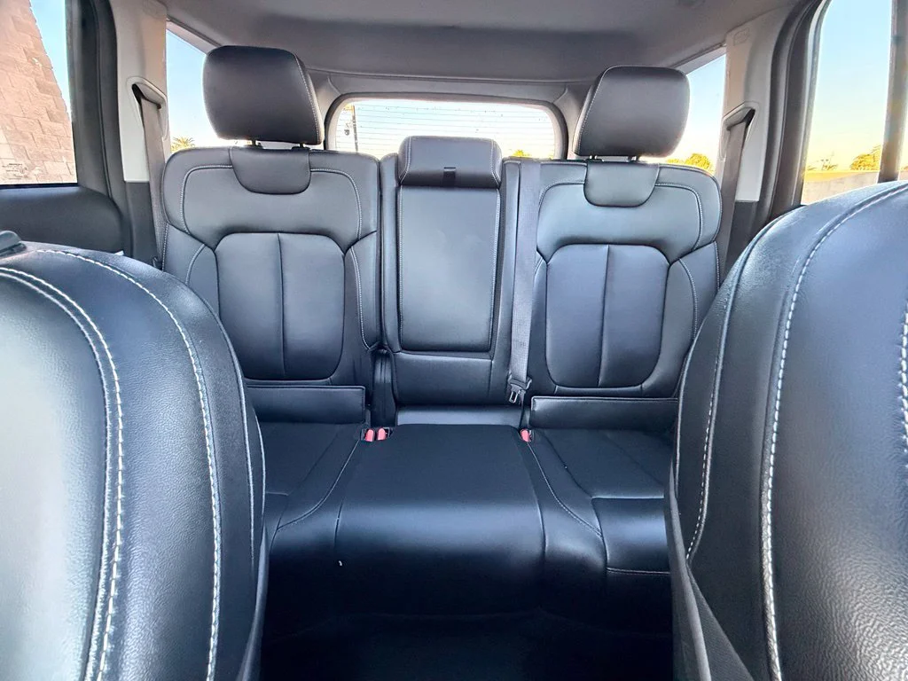Used 2024 Silver Jeep Limited image 17