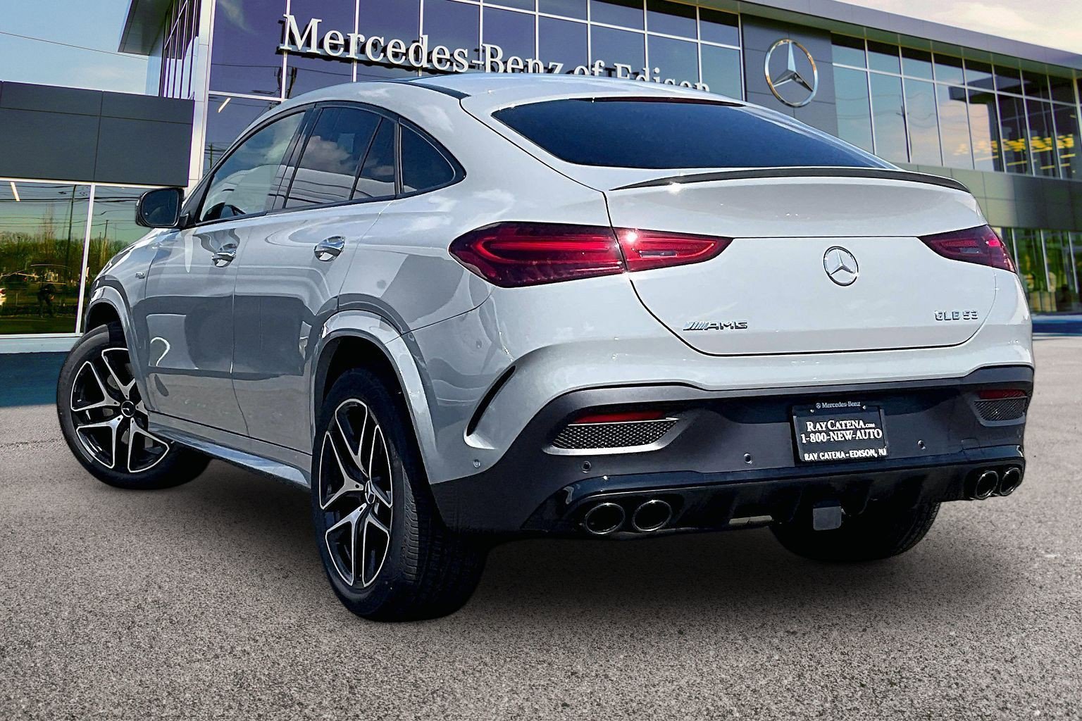 New 2026 MANUFAKTUR Alpine Grey Mercedes-Benz AMG® GLE 53 4MATIC+ Coupe image 17
