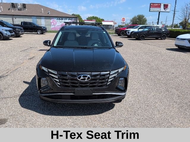 Used 2023 Black Hyundai SEL image 15