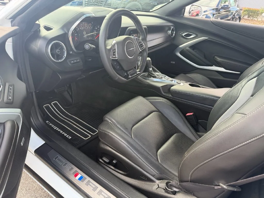 Used 2017 White Chevrolet SS image 11