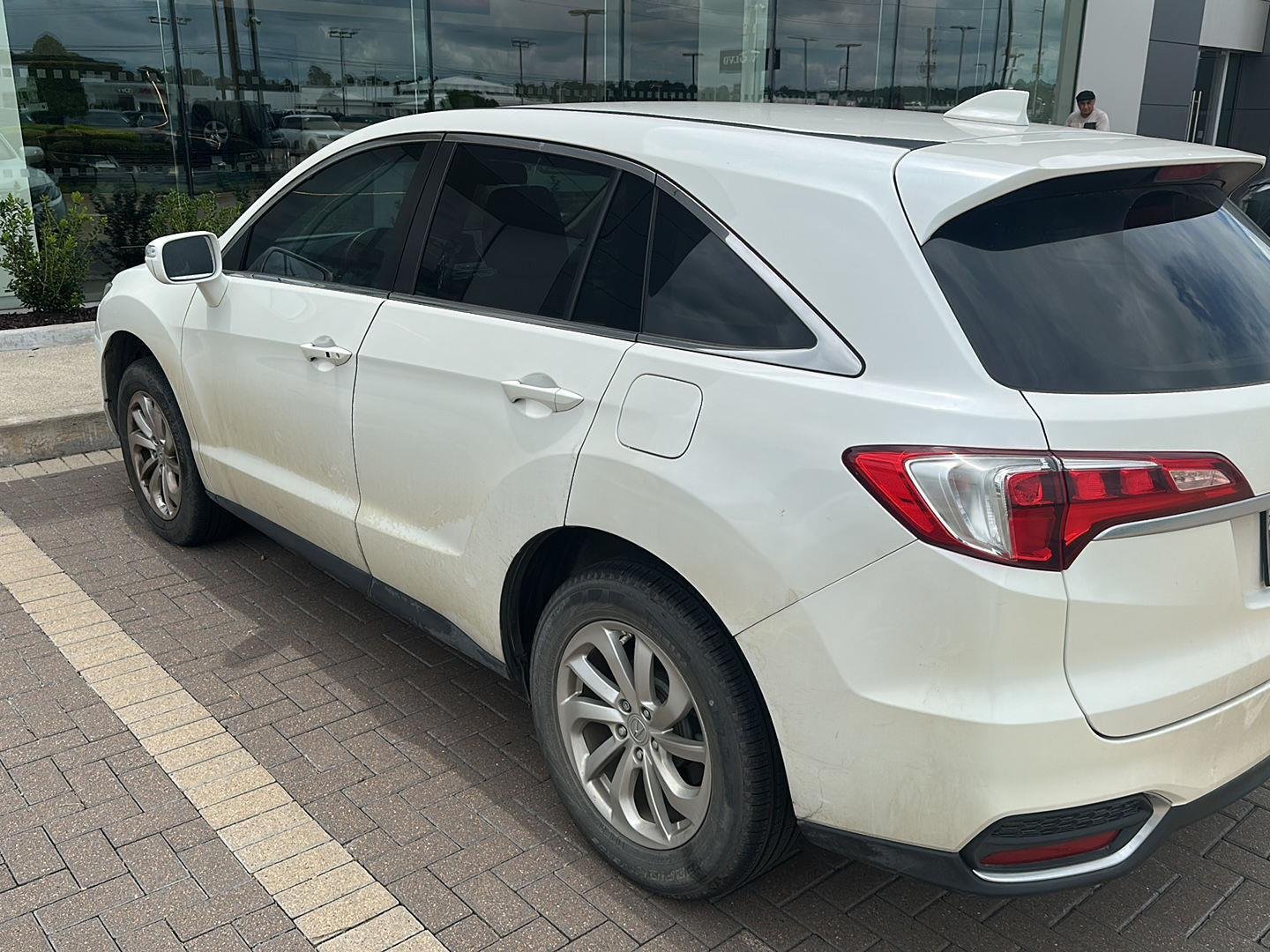 Used 2016 White Diamond Pearl Acura BASE image 4