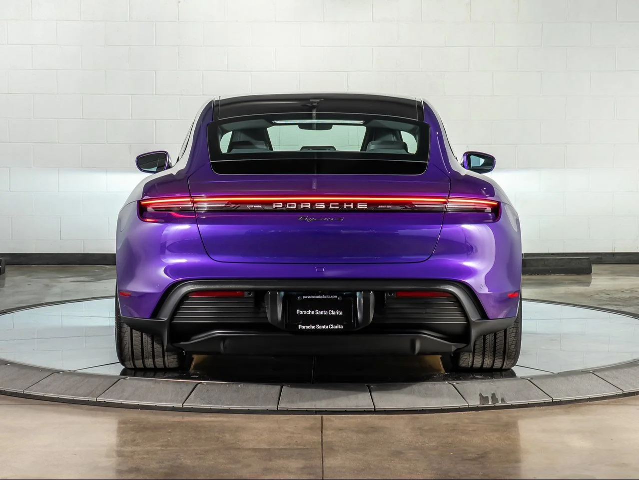 2025 Porsche Taycan Base - Photo 10