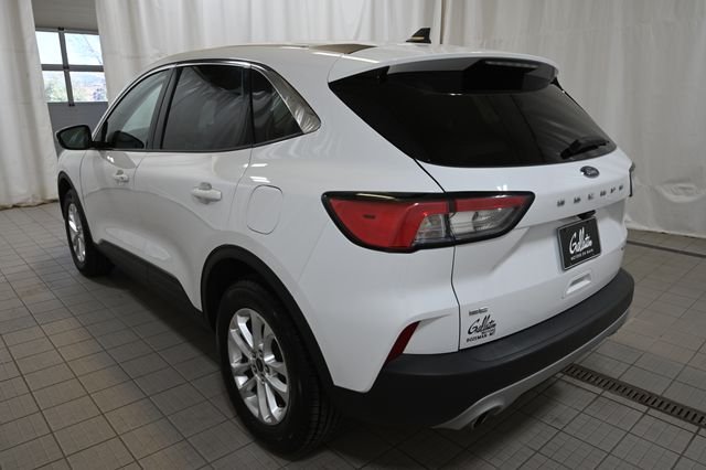 Used 2021 White Ford SE image 10