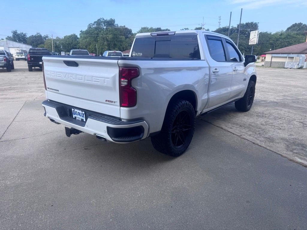 Used 2021 White Chevrolet RST image 6