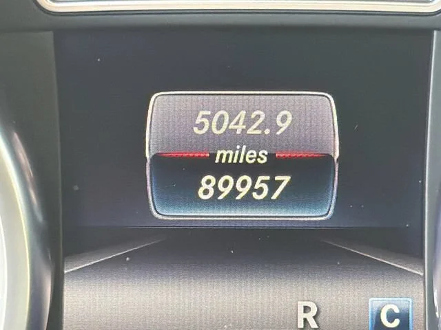 Used 2017 Gray Mercedes-Benz GLE 350 image 28