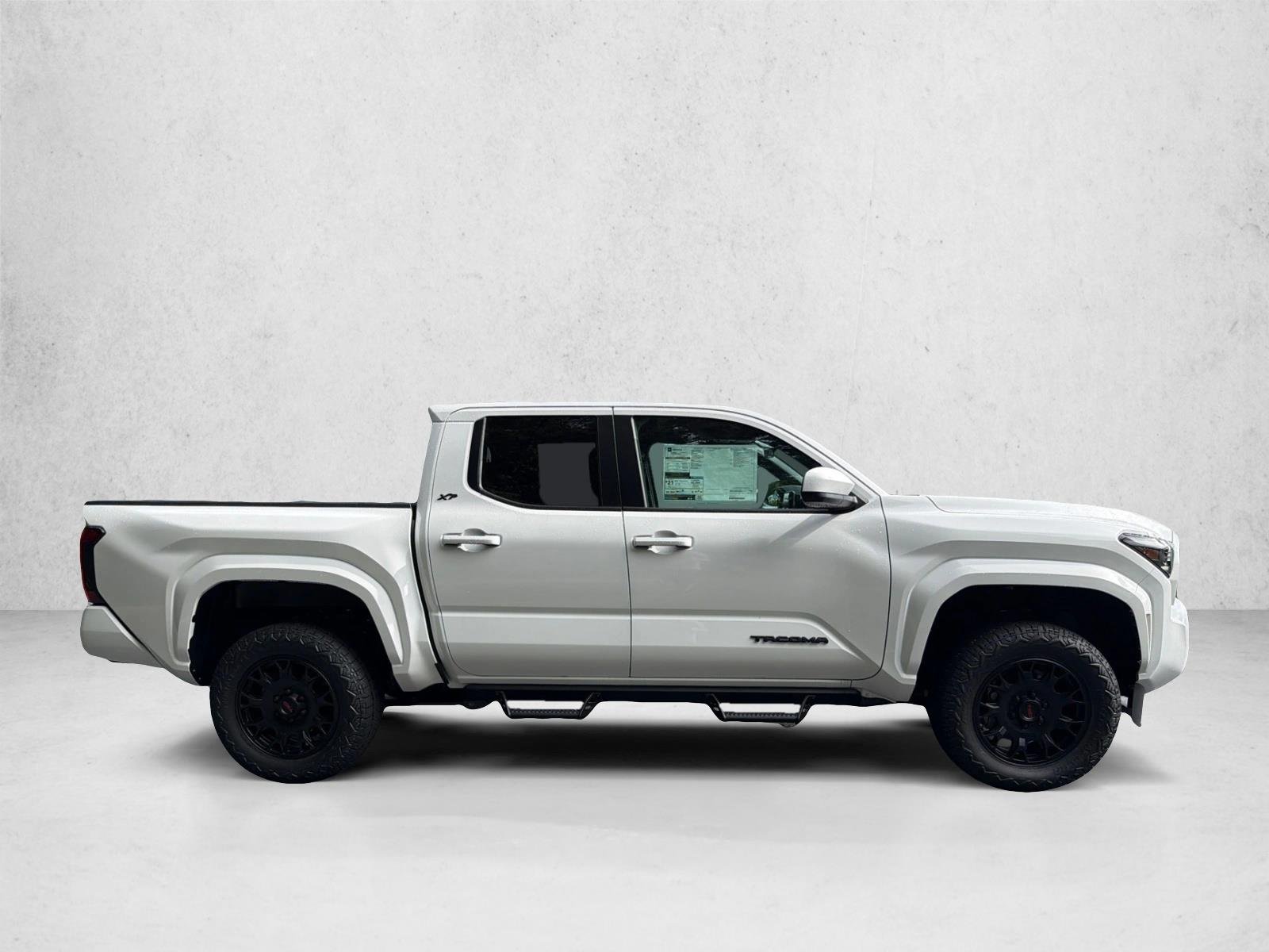 New 2026 Ice Cap Toyota SR5 image 2