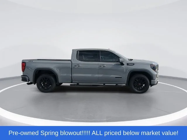 Used 2024 Gray GMC Elevation image 9