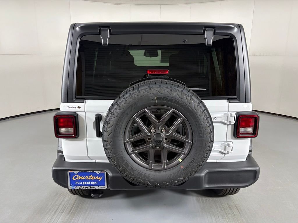 New 2026 Bright White Clear-Coat Exterior Paint Jeep Sport S image 7