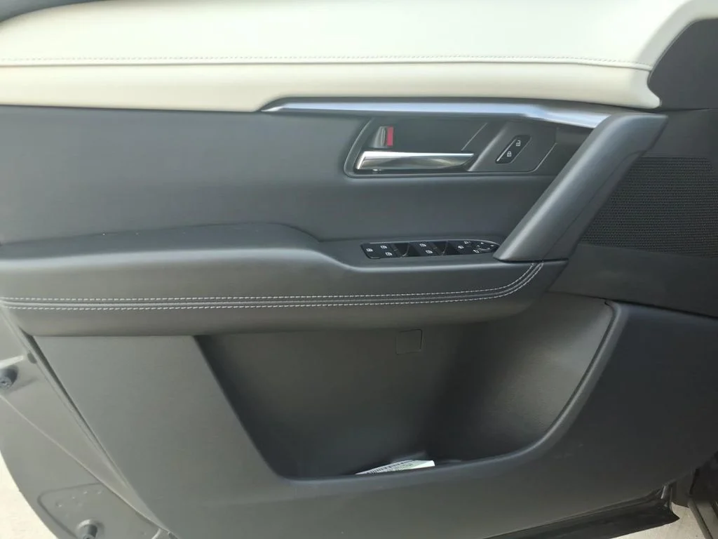 New 2026 Machine Gray Metallic Mazda 2.5 S Preferred AWD image 18
