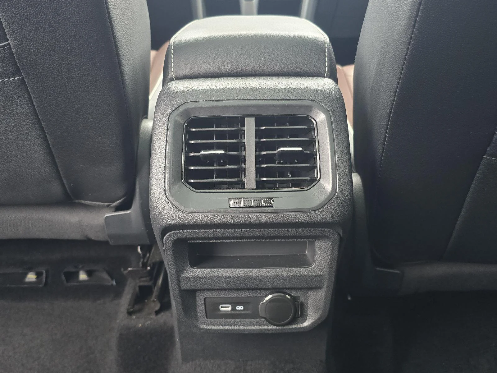 Certified Used 2024 BLACK Volkswagen SEL R-Line image 8