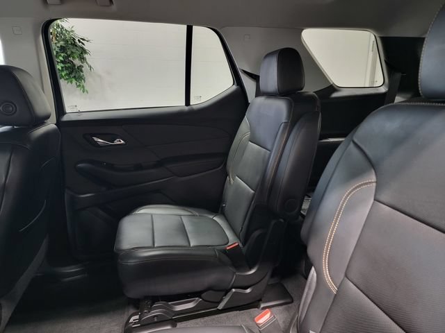 Used 2019 IRIDESCENT PEARL TRICOAT Chevrolet Premier image 14