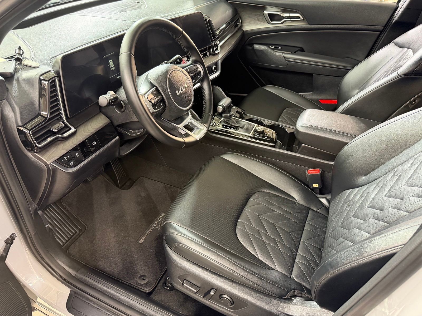 Used 2024 Gray Kia X-Line image 10
