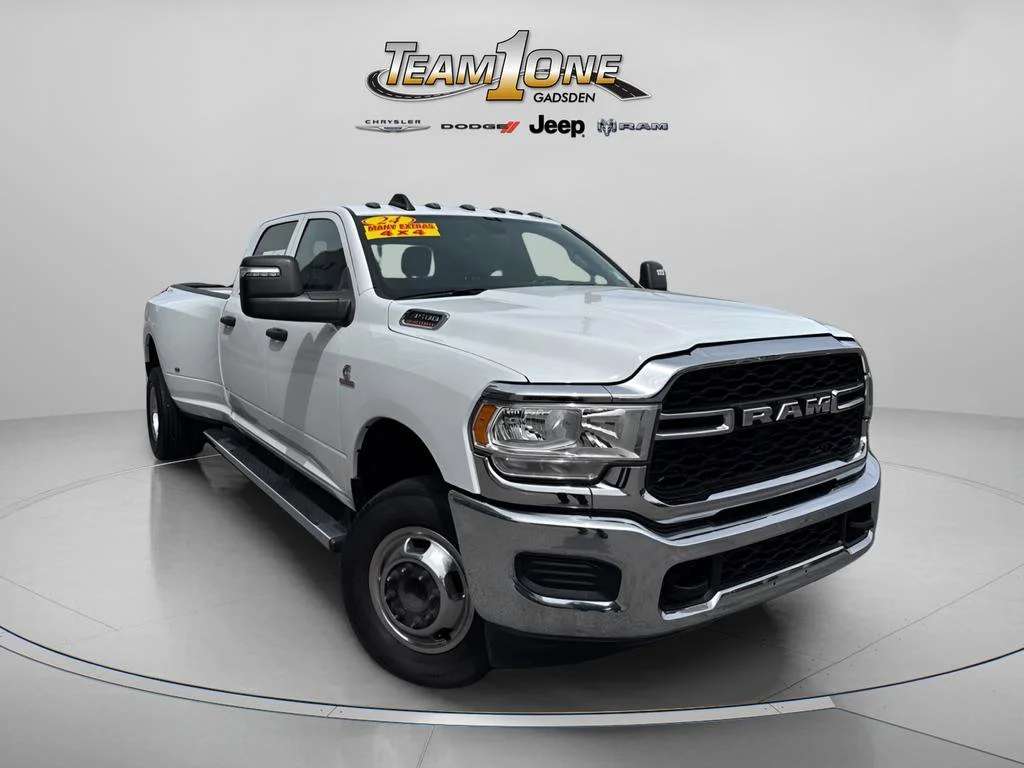 2024 RAM 3500 Tradesman 4X4 Crew Cab LWB's photo