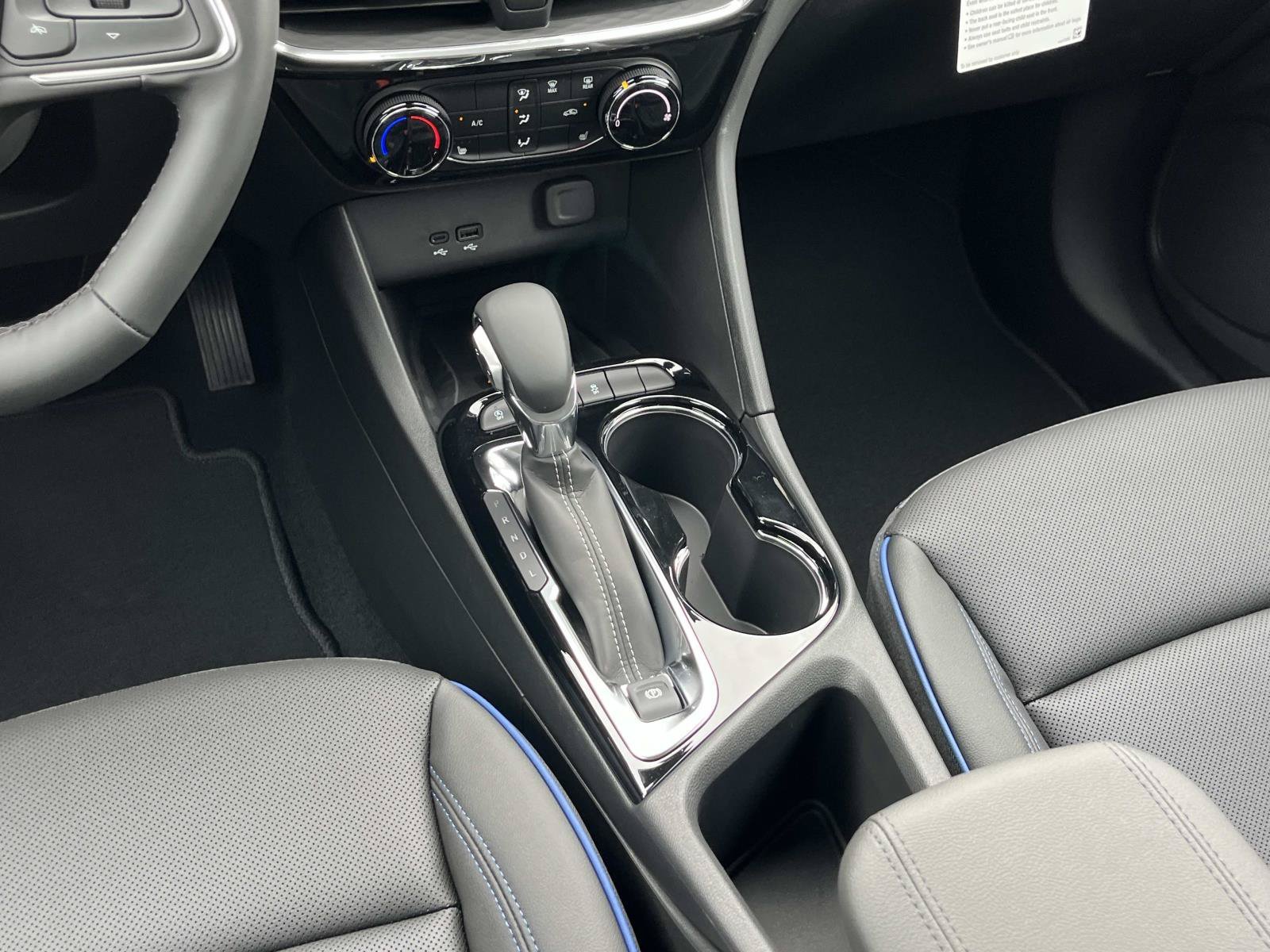 2026 Buick Encore GX Sport Touring - Photo 14