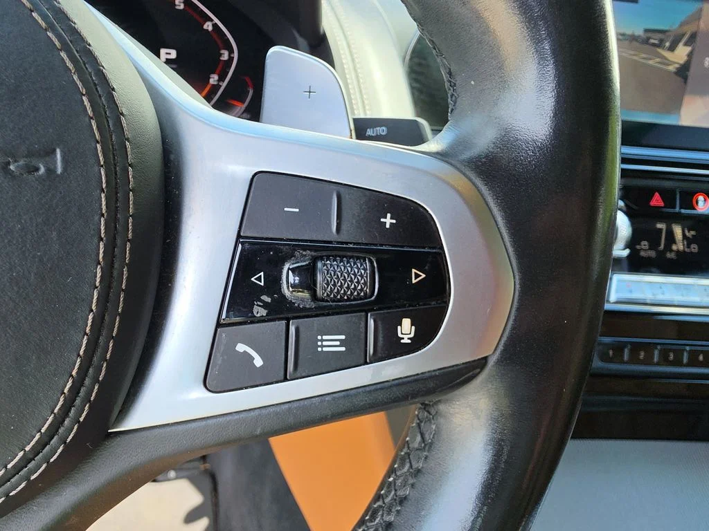 Used 2019 Blue Metallic BMW M850i xDrive image 15