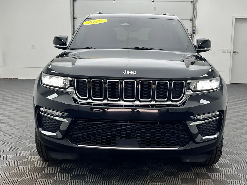 Used 2023 Black Jeep Limited image 14