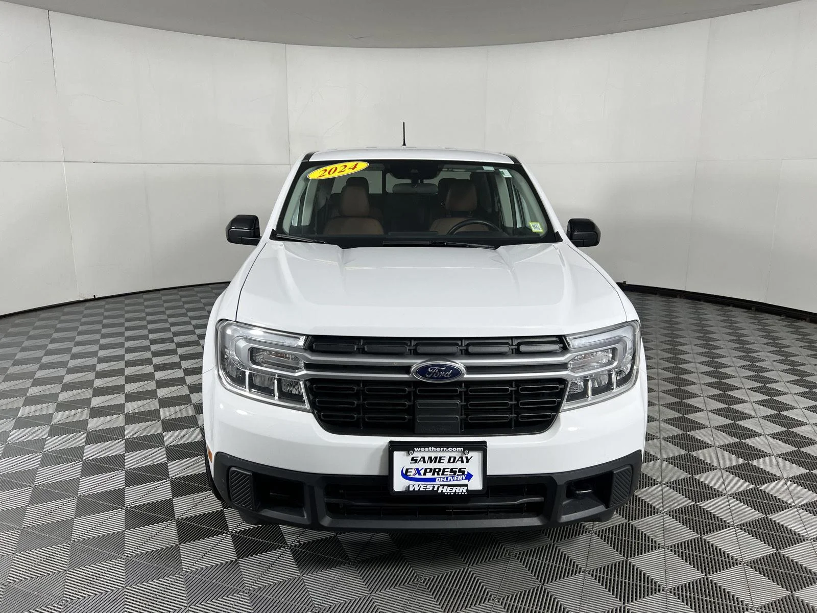 Used 2024 Oxford White Ford LARIAT image 3
