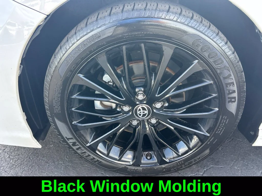 Used 2021 White Toyota SE Nightshade image 19
