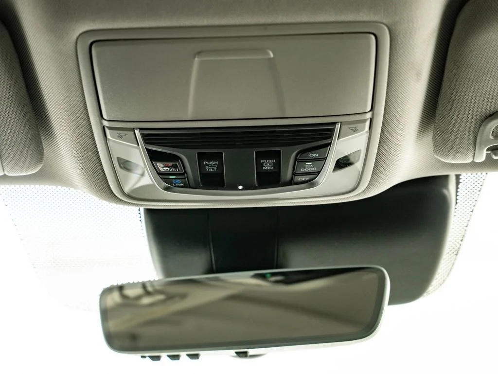 New 2026 Platinum White Pearl Acura Technology Package image 39