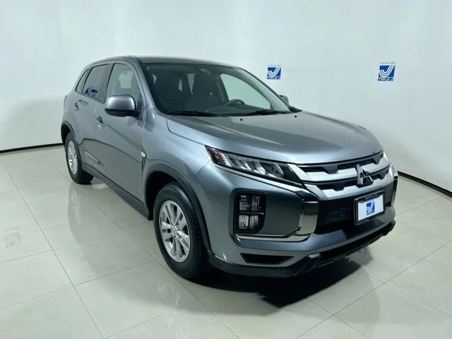 2024 Mitsubishi Outlander Sport's photo