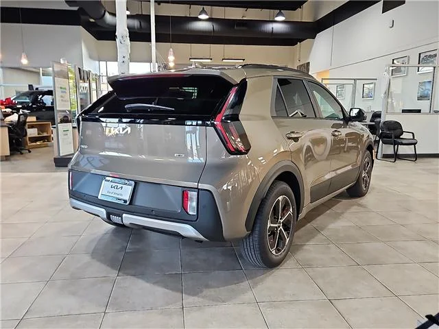New 2027 Sunset Beige KIA EX Front-Wheel Drive image 3