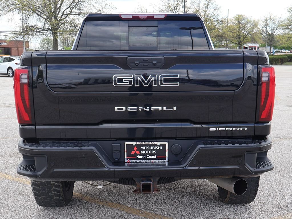 Used 2024 Black GMC Denali Ultimate image 15