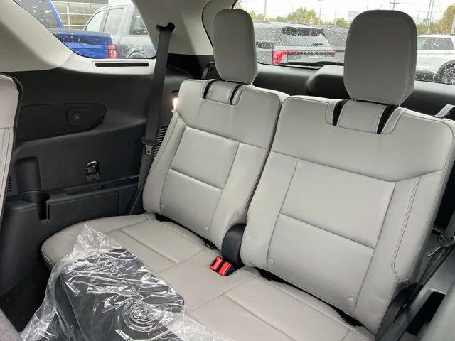 New 2026 Vapor Blue Metallic Ford Active image 23