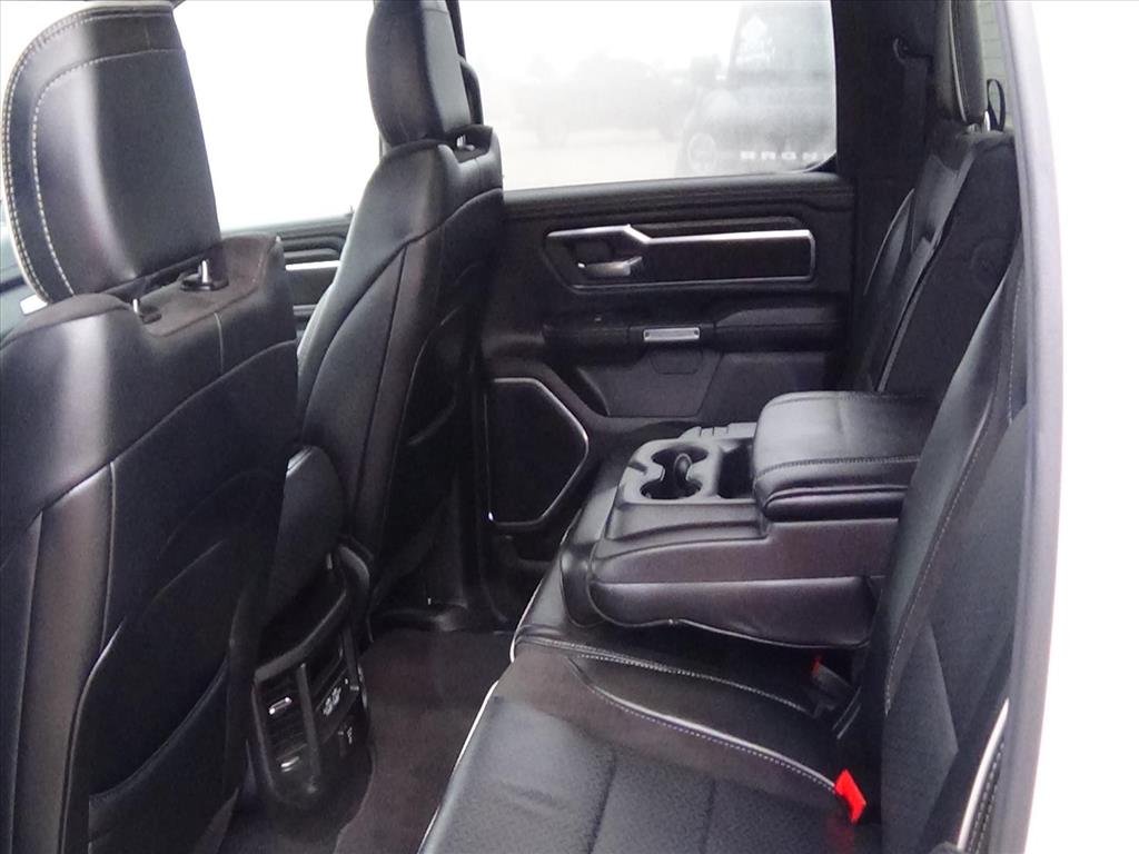 Used 2025 Ivory Tri-Coat Pearl (pwd) RAM Laramie image 13