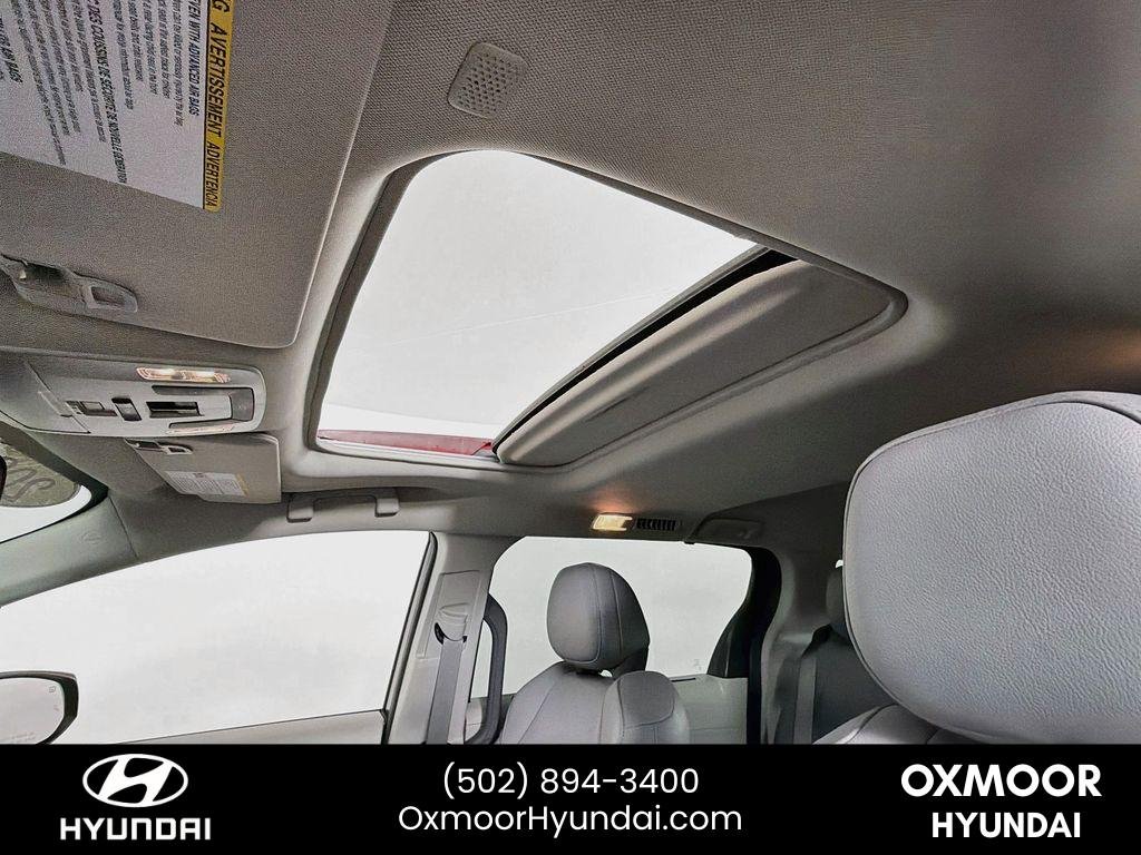 Used 2022 Ruby Flare Pearl Toyota XLE image 22