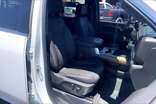2024 Chevrolet Silverado 3500HD High Country - Photo 7
