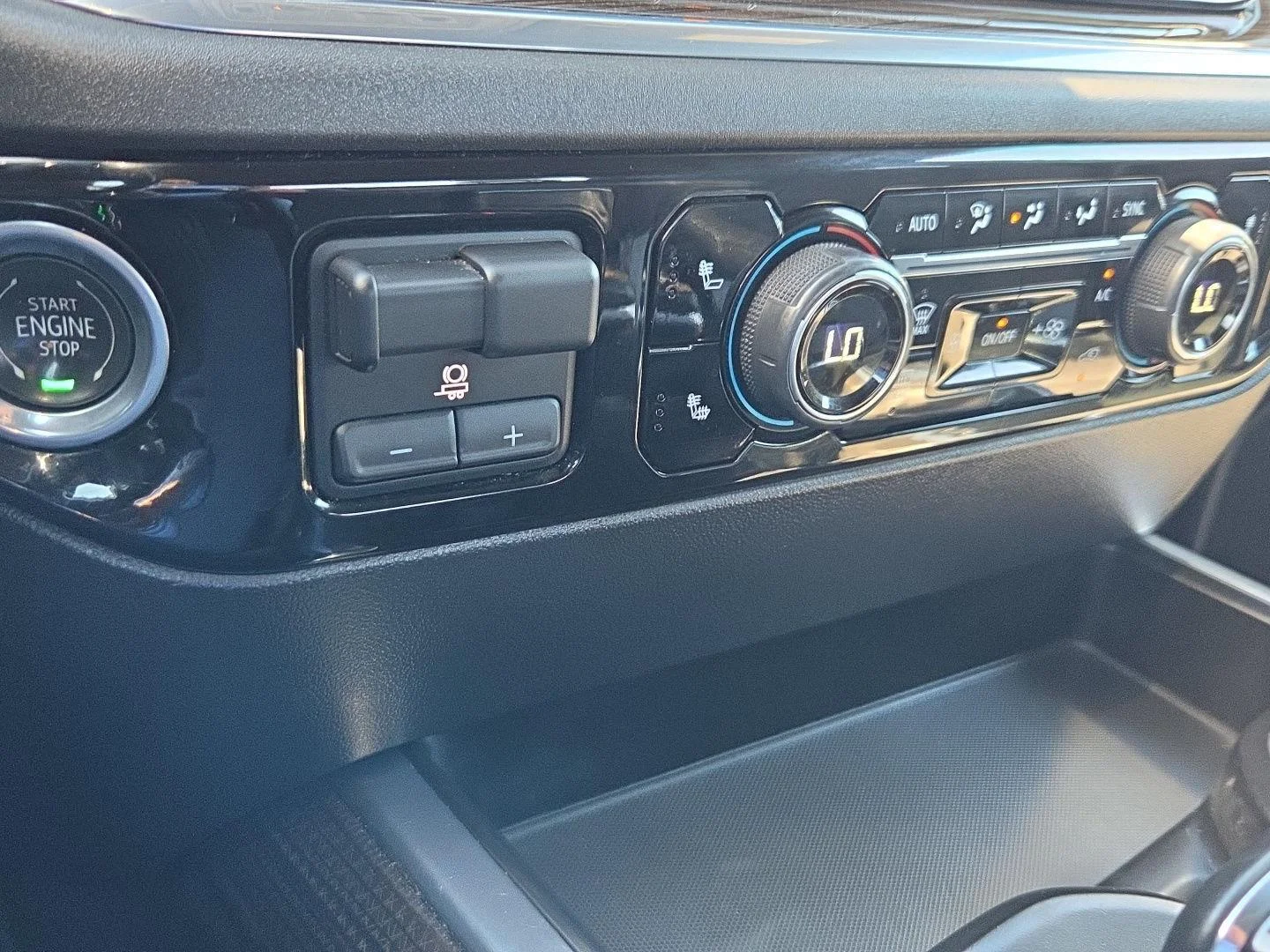 Used 2023 BLACK Chevrolet LT Trail Boss image 20
