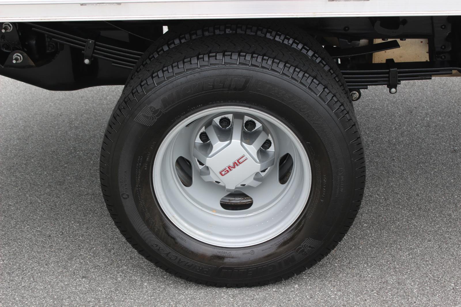 Used 2025 Summit White GMC Pro image 35