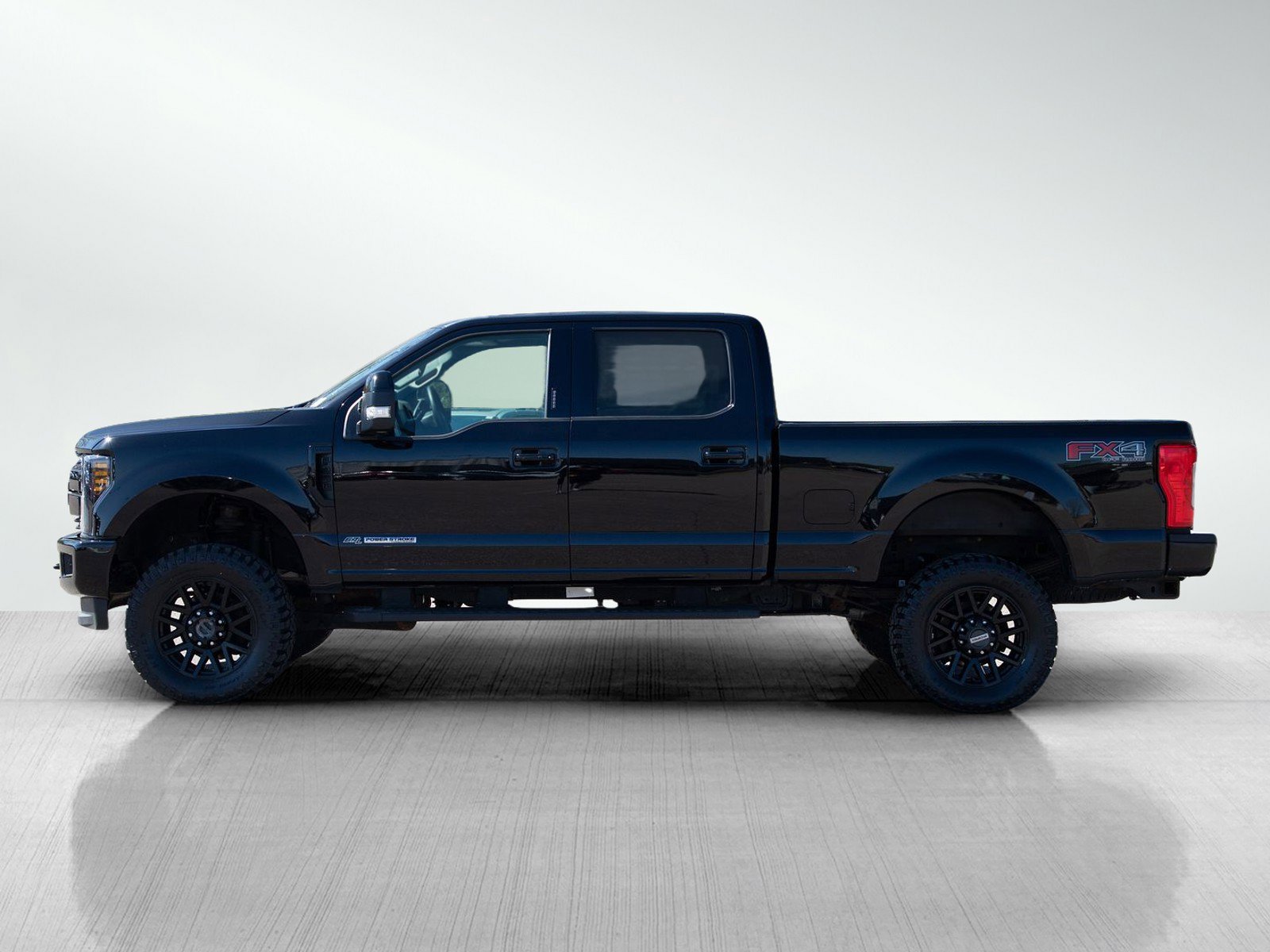 Used 2019 Ford F-250 Super Duty Lariat with VIN 1FT7W2BT8KED97141 for sale in Minneapolis, Minnesota