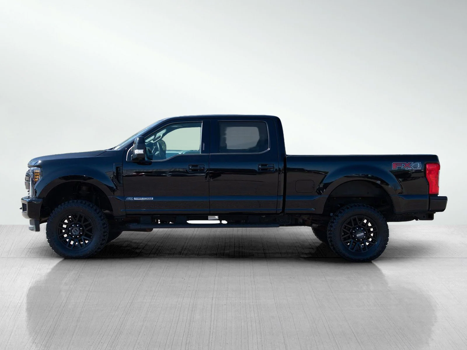 Used 2019 Ford F-250 Super Duty Lariat with VIN 1FT7W2BT8KED97141 for sale in Minneapolis, Minnesota