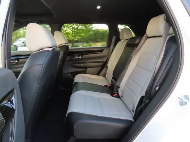 New 2026 Platinum White Pearl Honda Sport Touring image 15