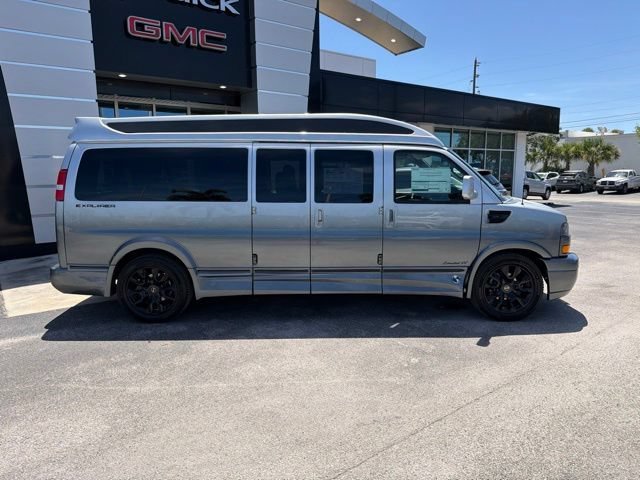 2026 GMC Savana Cargo Work Van - Photo 11