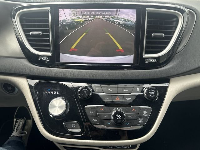Used 2023 White Chrysler Touring L image 16