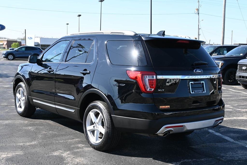 Used 2016 Shadow Black Ford XLT image 11