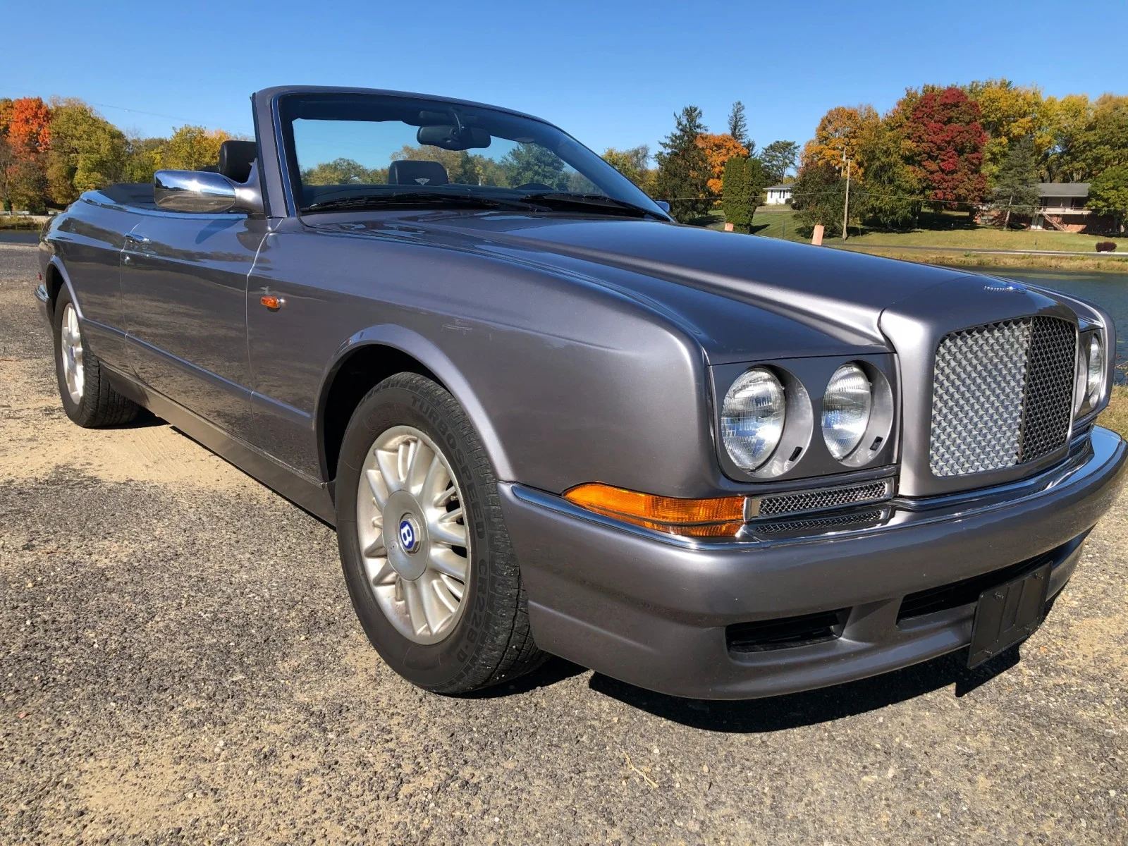Used 2002 Silver Bentley  image 22