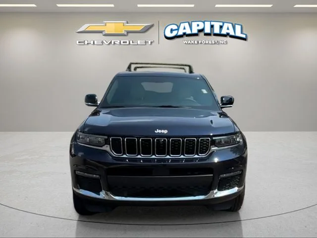 Used 2024 Black Jeep Limited image 8