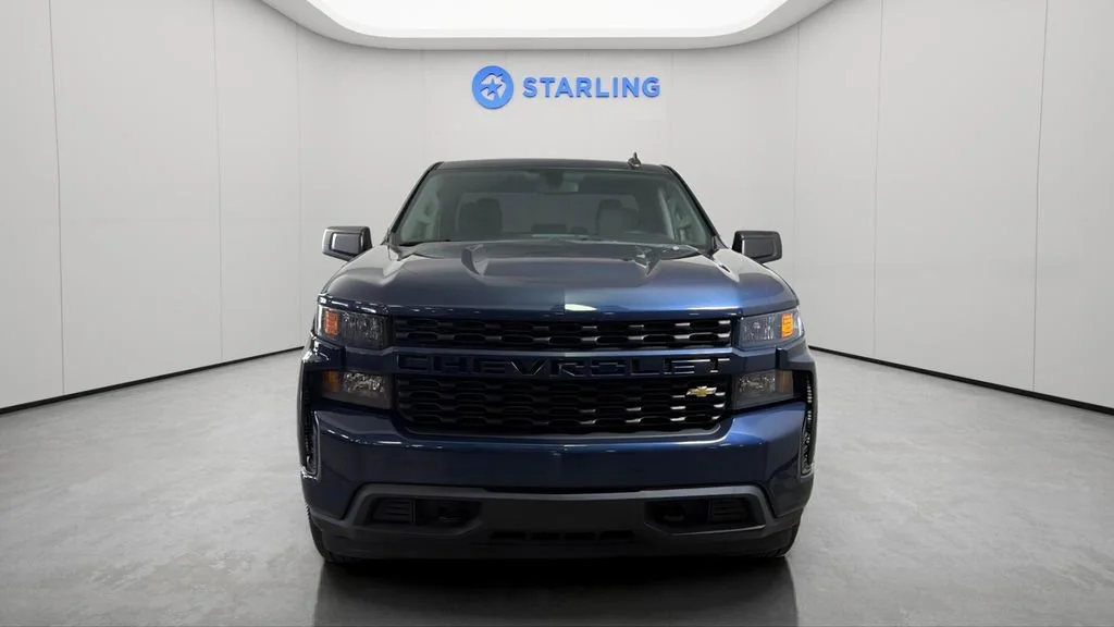 Used 2021 NORTHSKY BLUE METALLIC Chevrolet Custom image 15