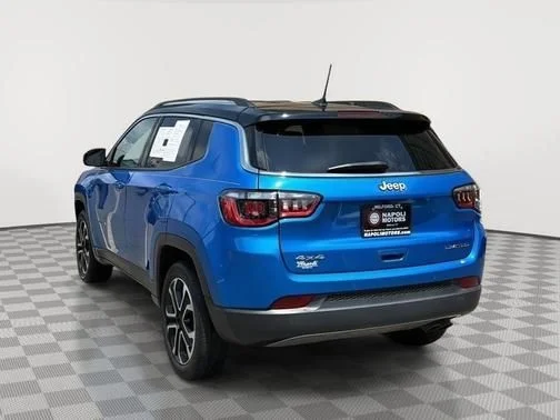 Used 2022 Blue Jeep Limited image 5