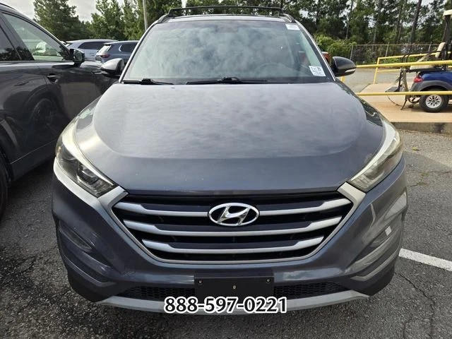 Used 2017 Gray HYUNDAI NIGHT image 11