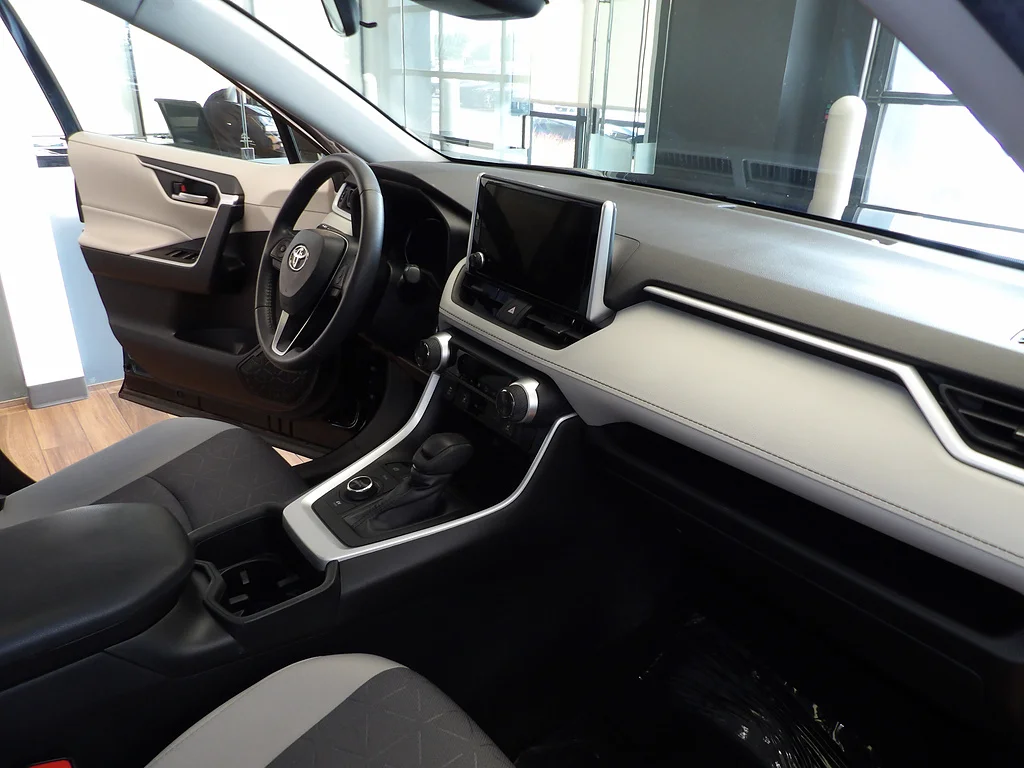 Used 2023 Midnight Black Metallic Toyota XLE image 13