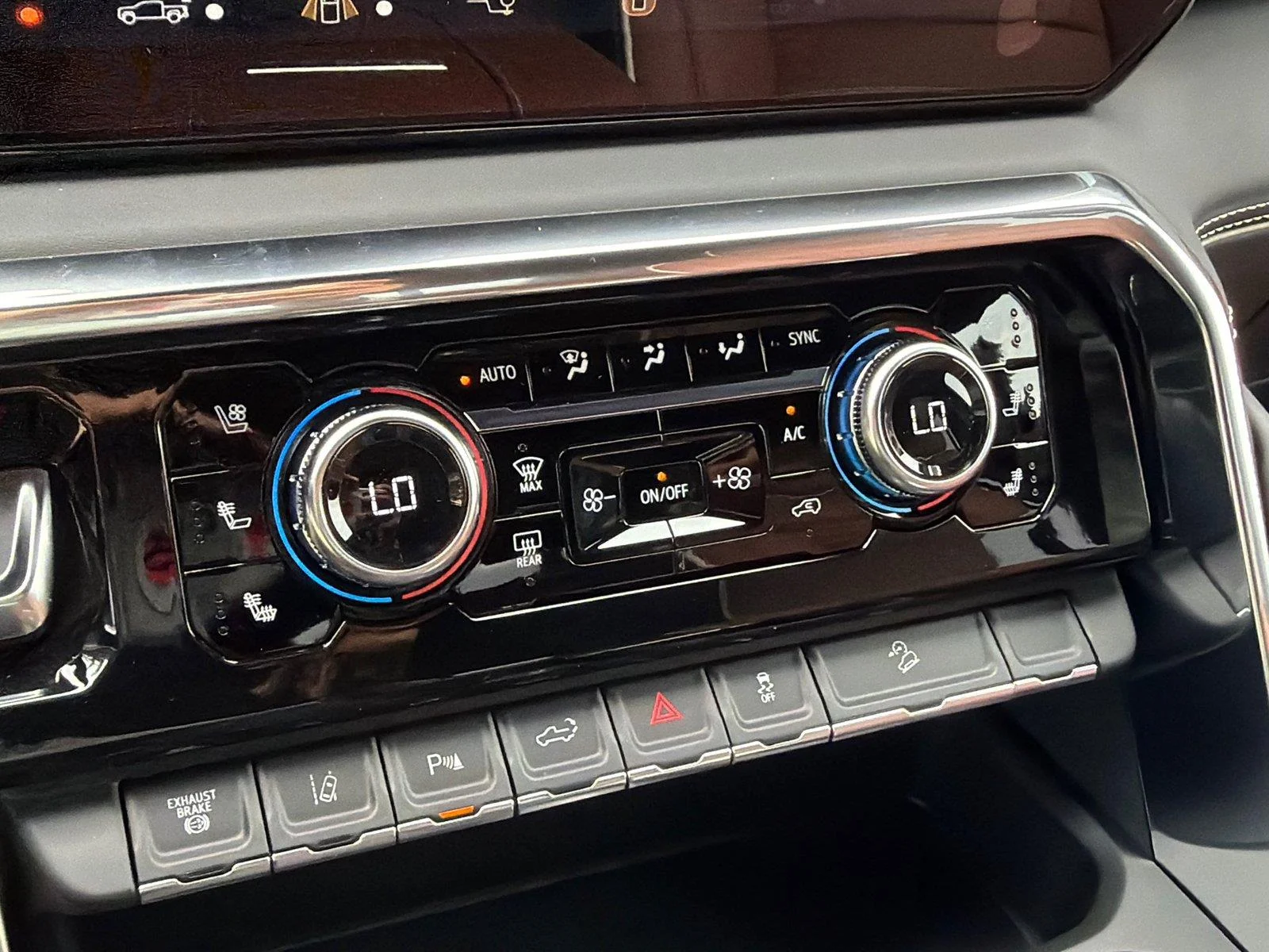 2026 GMC Sierra 2500HD Denali Ultimate - Photo 21