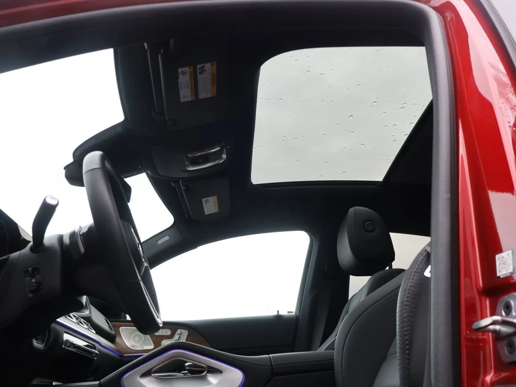 Used 2025  Mercedes-Benz GLE 450 image 40