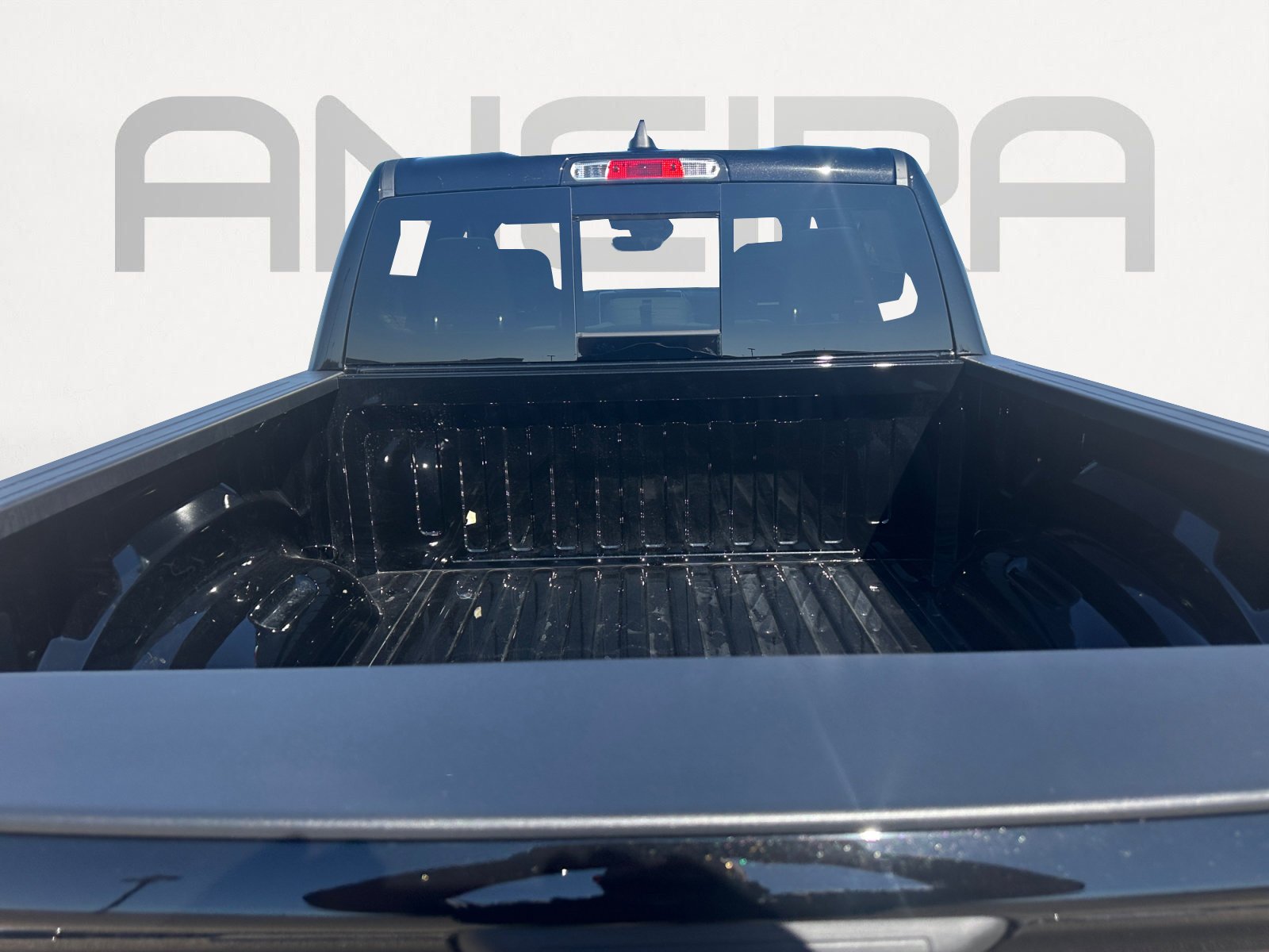 New 2026 Diamond Black Crystal Pearl-Coat Exterior Paint RAM Lone Star image 12