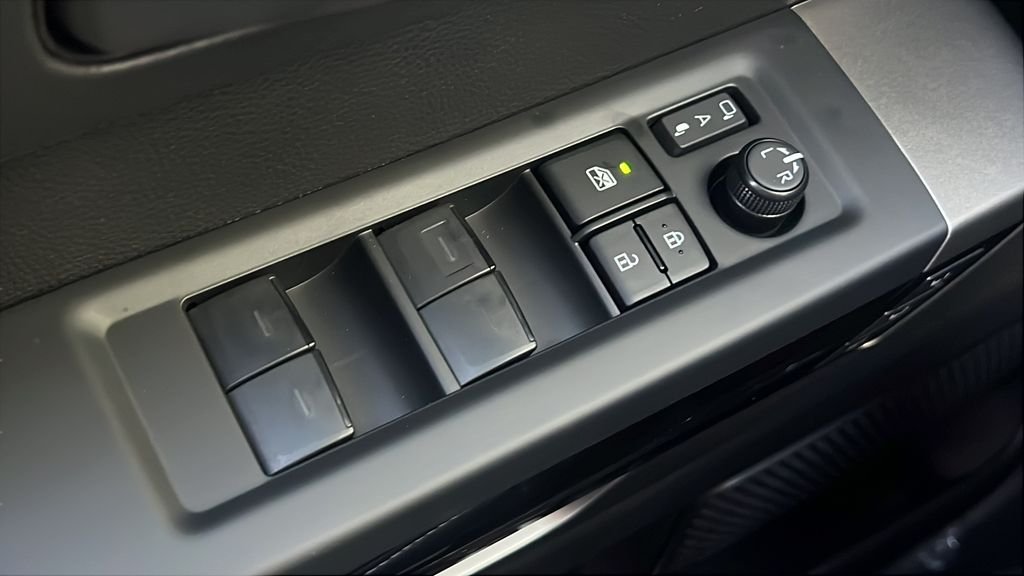 2026 Toyota Tundra Limited - Photo 19