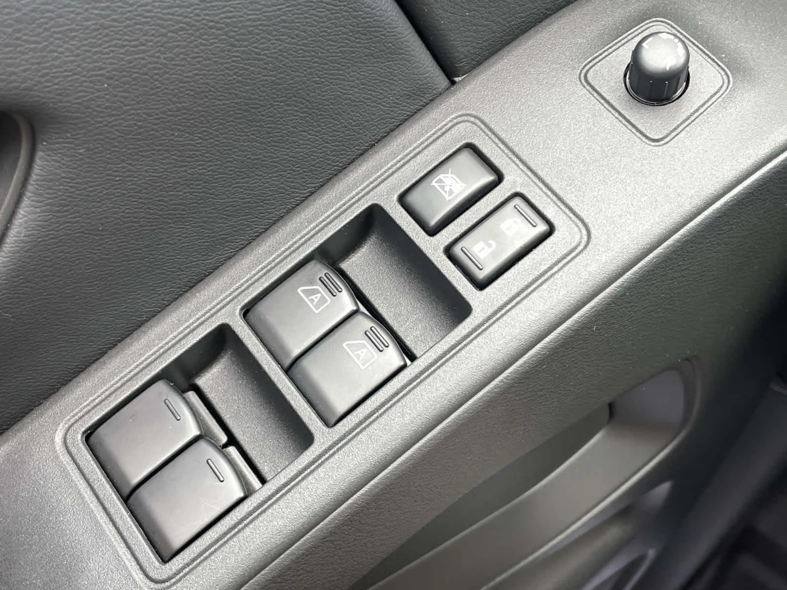 Certified Used 2026 Gun Metallic Nissan SV image 29