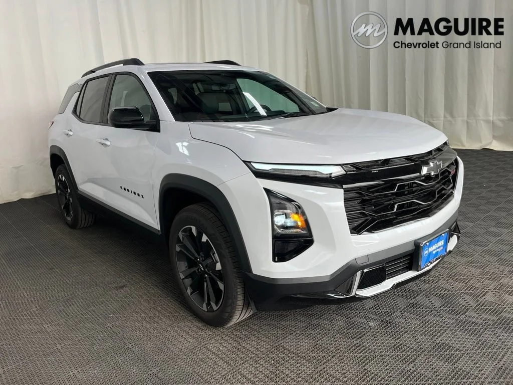 New 2027 Polar White Tricoat Chevrolet RS image 29